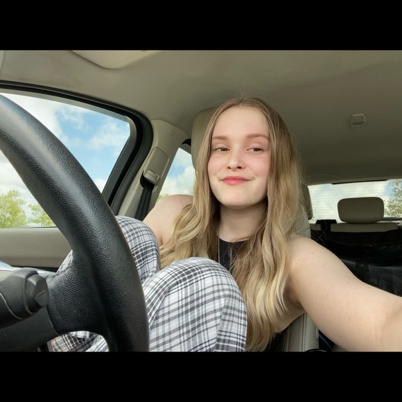 Meet your Posher, Skye - Picture 1 of 1